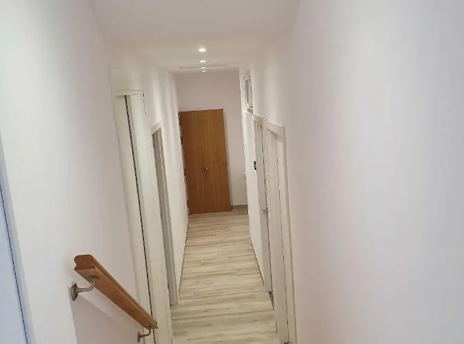 Acogedor En El Centro De Monforte *